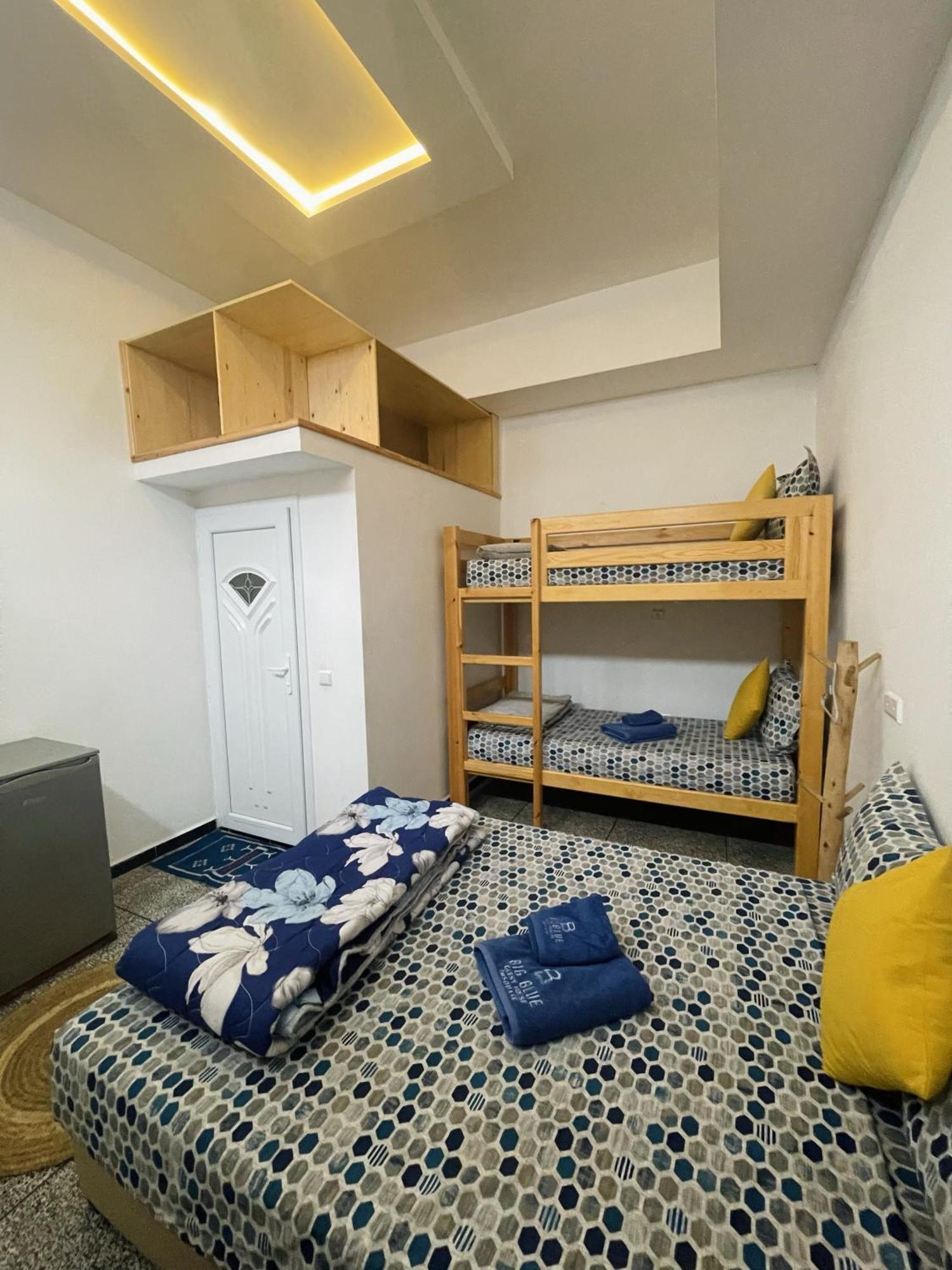 Big Blue Guest House Эмуан Экстерьер фото