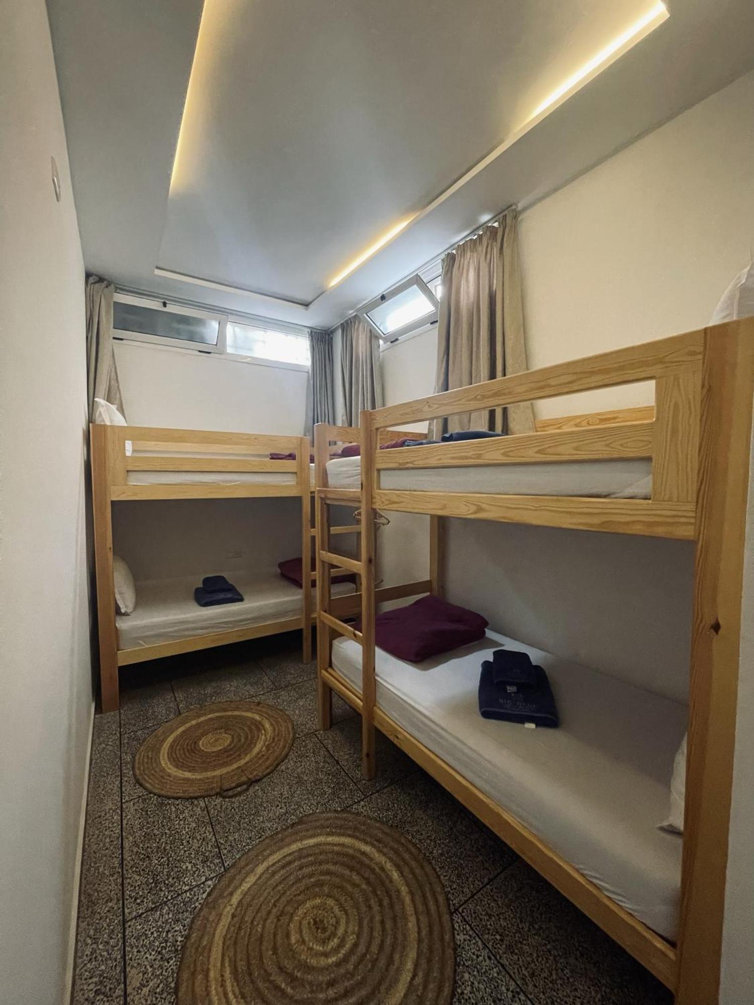 Big Blue Guest House Эмуан Экстерьер фото