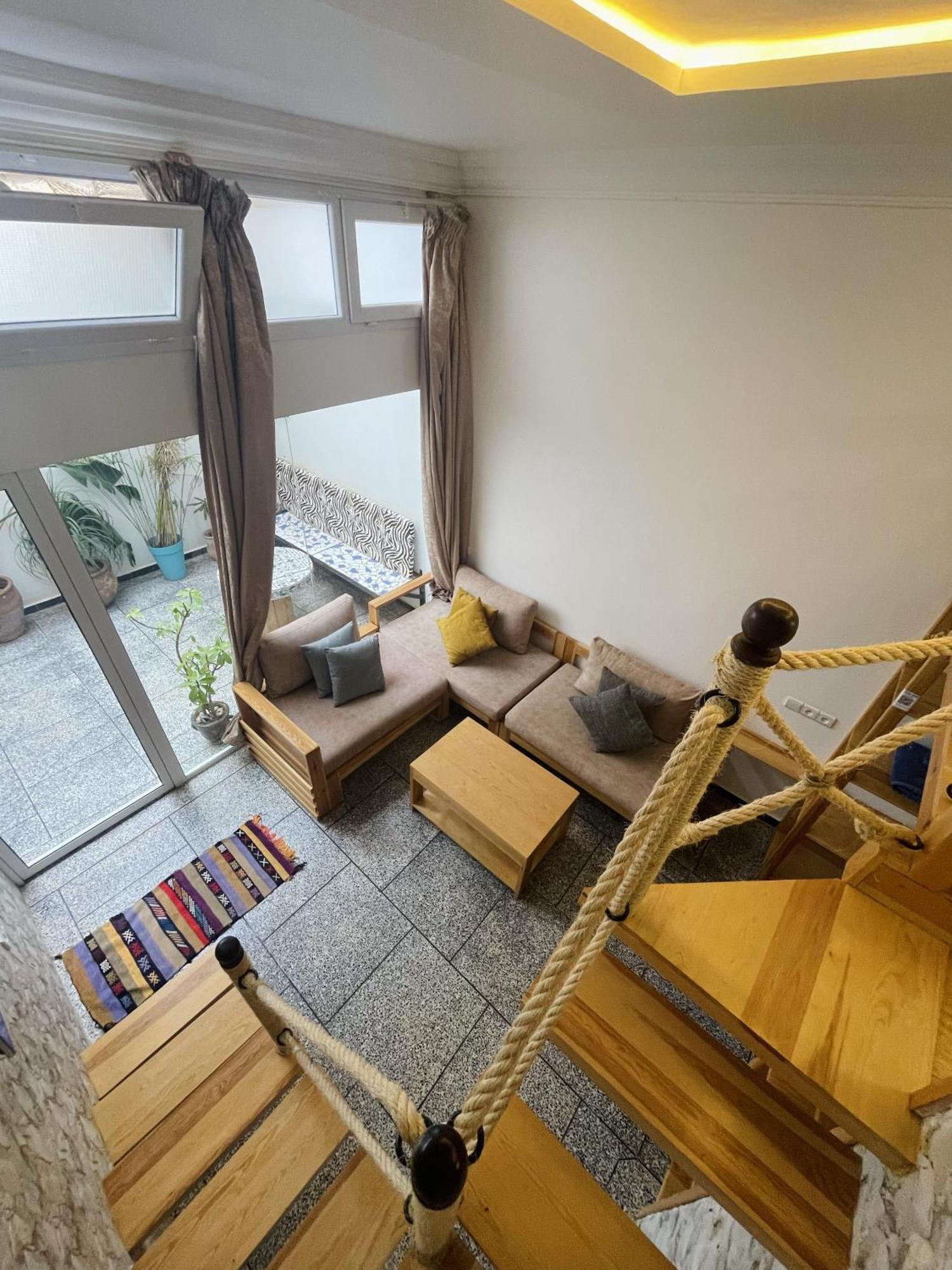 Big Blue Guest House Эмуан Экстерьер фото